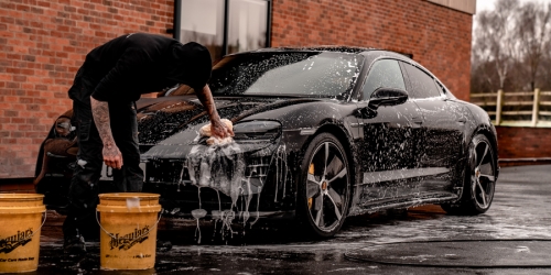 Где запрещено мыть машину?