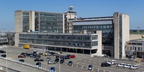 Брюссельский аэропорт возобновит работу после терактов не раньше 30 марта