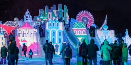 Замок чудес и гейзеры Камчатки изо льда: чем запомнился фестиваль «Снег и лёд в Москве»