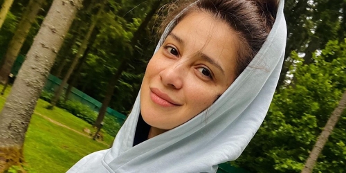 Равшана Куркова показала новые фото дочери в честь её первого дня рождения