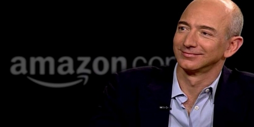Глава и основатель компании Amazon Джефф Безос стал богатейшим человеком в современной истории