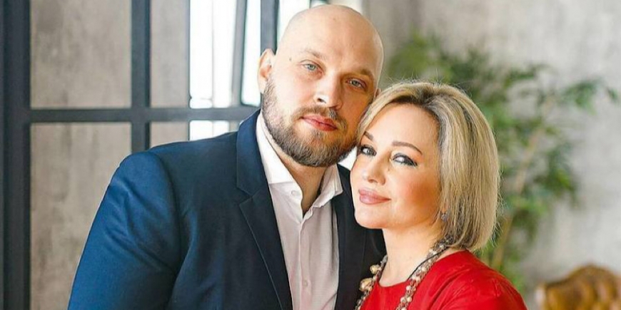 Татьяна Буланова намекнула на третью беременность