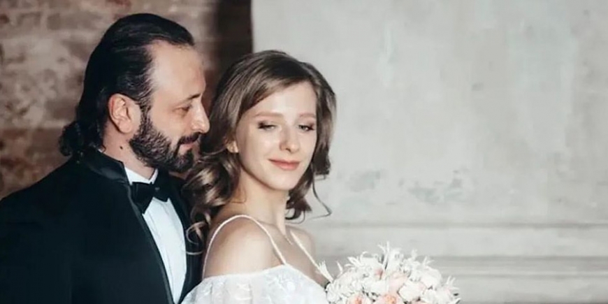 Илья Авербух трогательно поздравил Лизу Арзамасову с годовщиной свадьбы