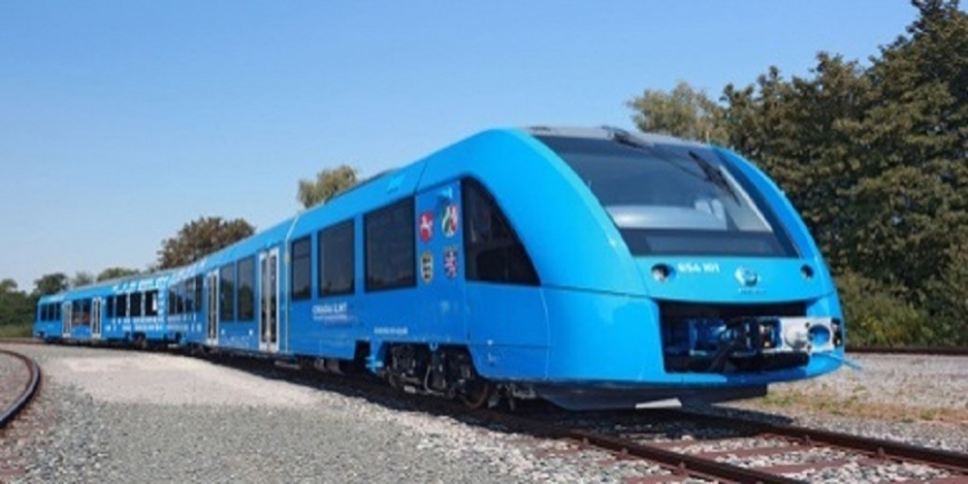 Французская компания Alstom представила новый поезд, работающий на водородных топливных элементах