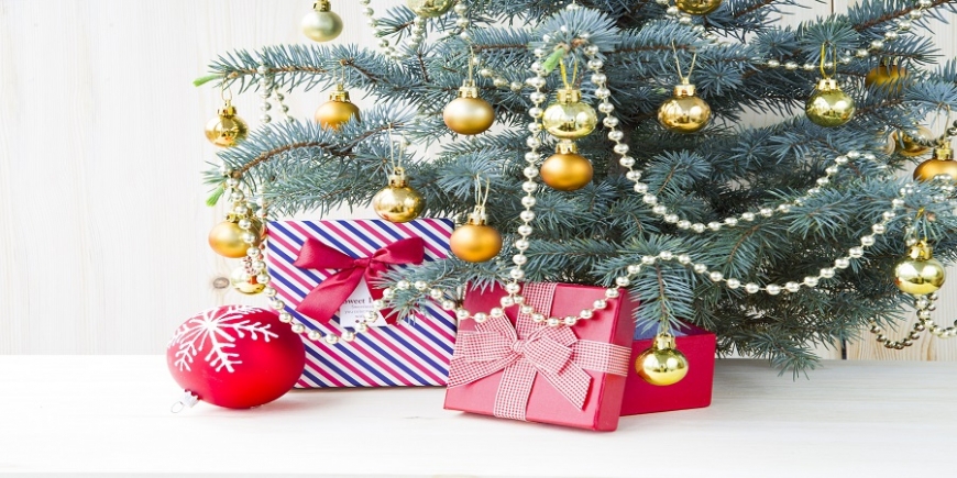 Администрация и Совет народных депутатов Александровского района приглашают всех принять участие в благотворительной новогодней акции: «Подари новогоднее чудо - подари улыбку детям»